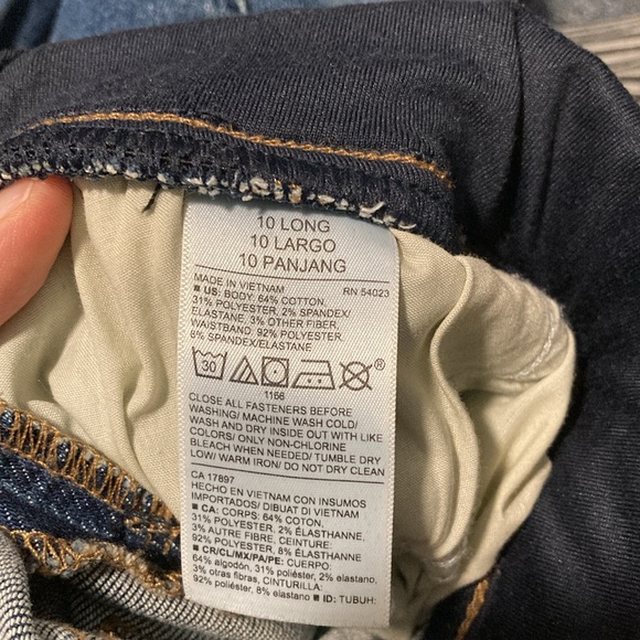 Old Navy Maternity skinny jeans, full panel, size 10 long - Picture 5 of 5